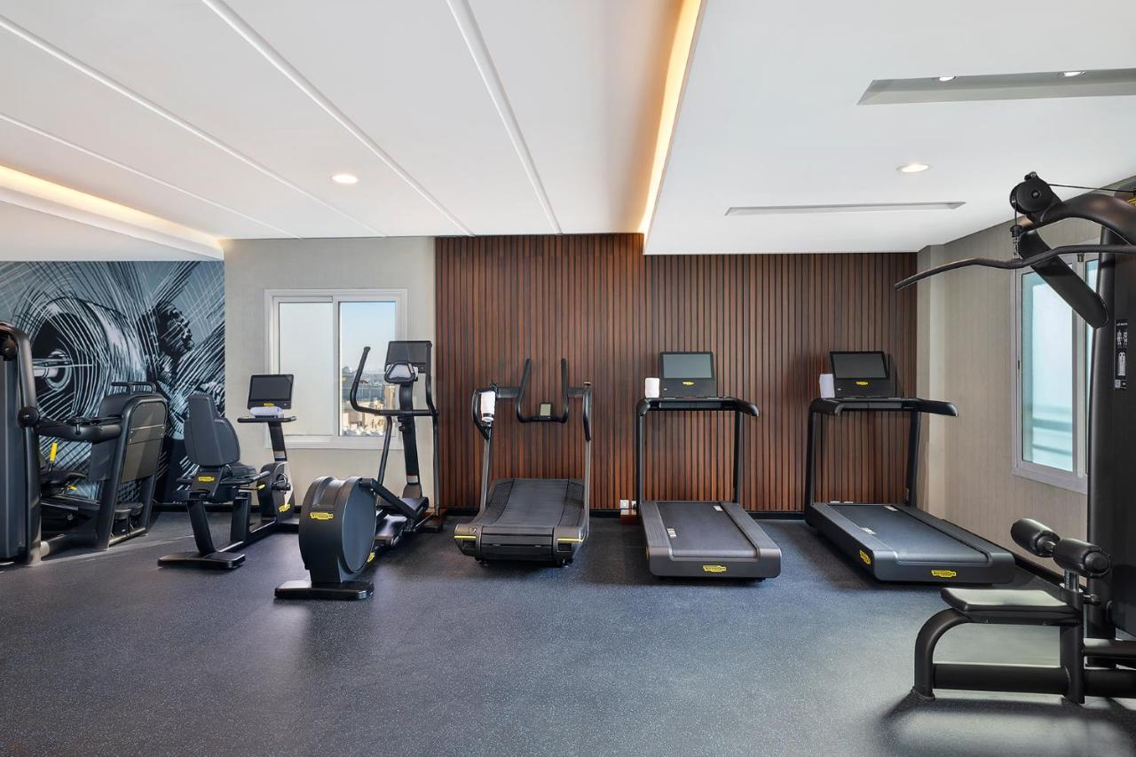 Voco Al Khobar By Ihg Hotel Екстериор снимка The gym at the hotel